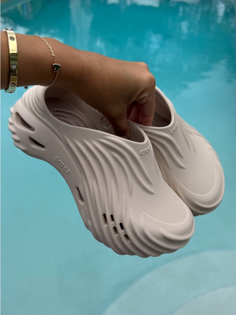 CROCS Echo Wave Beige Sculpted Foam Clog Mules